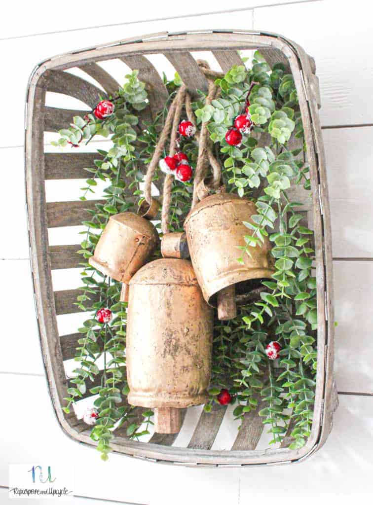 simple DIY Christmas wreath