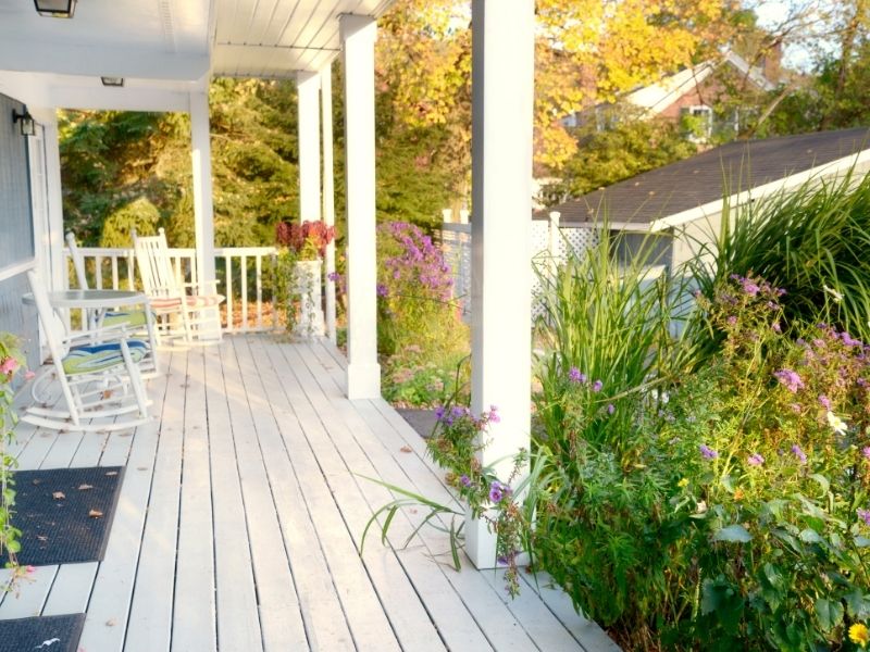 how to style your front porch