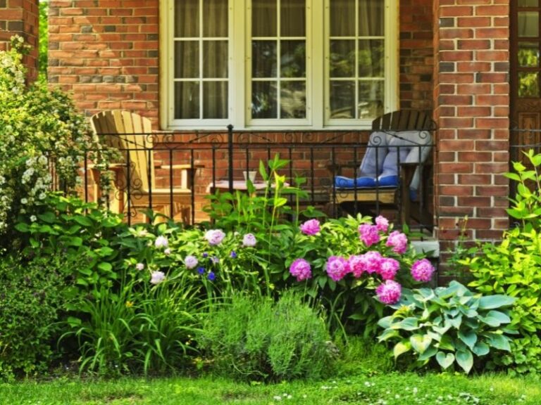 Outside Front Entry Decorating Ideas